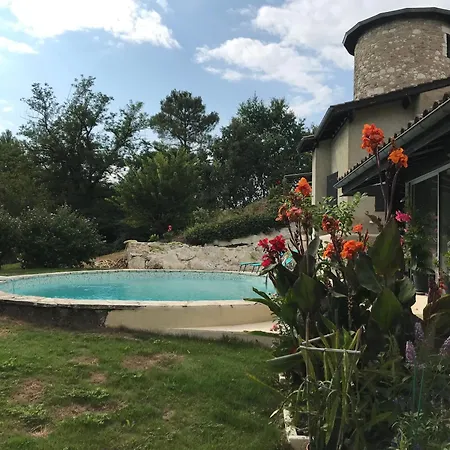 De Prentygarde Bed & Breakfast Vélines