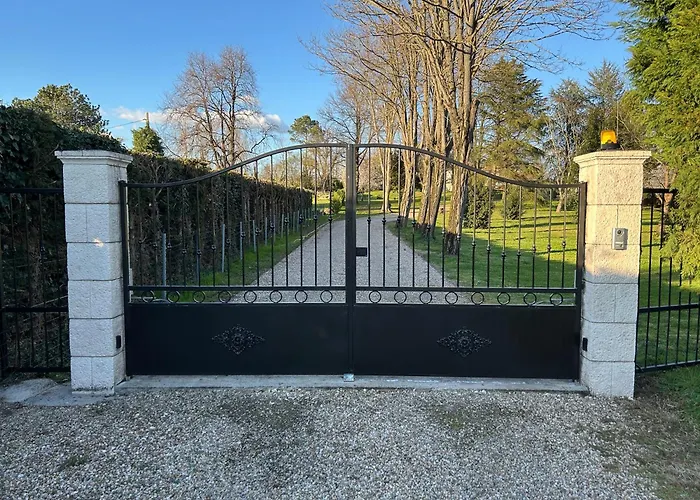 De Prentygarde Oda ve Kahvaltı Vélines